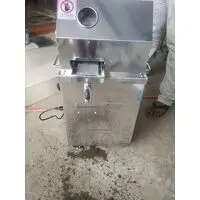 AUTOMATIC SUGARCANE JUICER MACHINE 1.5HP SS BODY