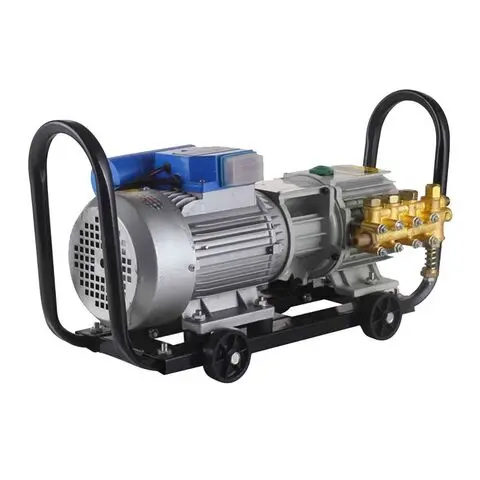 ELECTRIC HIGH PRESSURE WITH 3 PISTON, 90 BARS