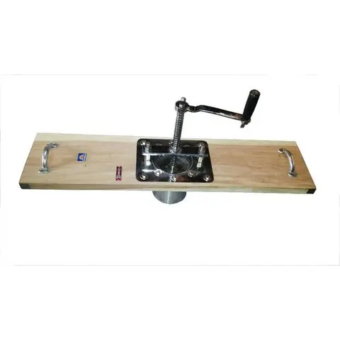 HAND OPERATED NAMKEEN MACHINE