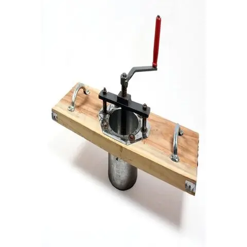 HAND OPERATED NAMKEEN MACHINE